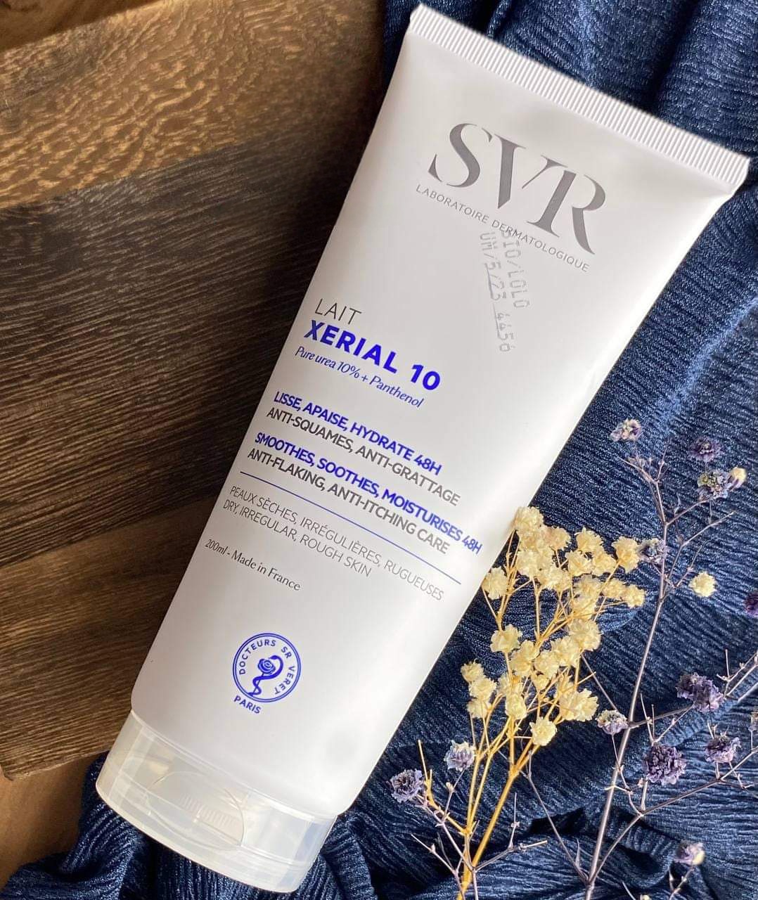 كريم مرطب ومقشر للجسم من SVR يوريا 10 %